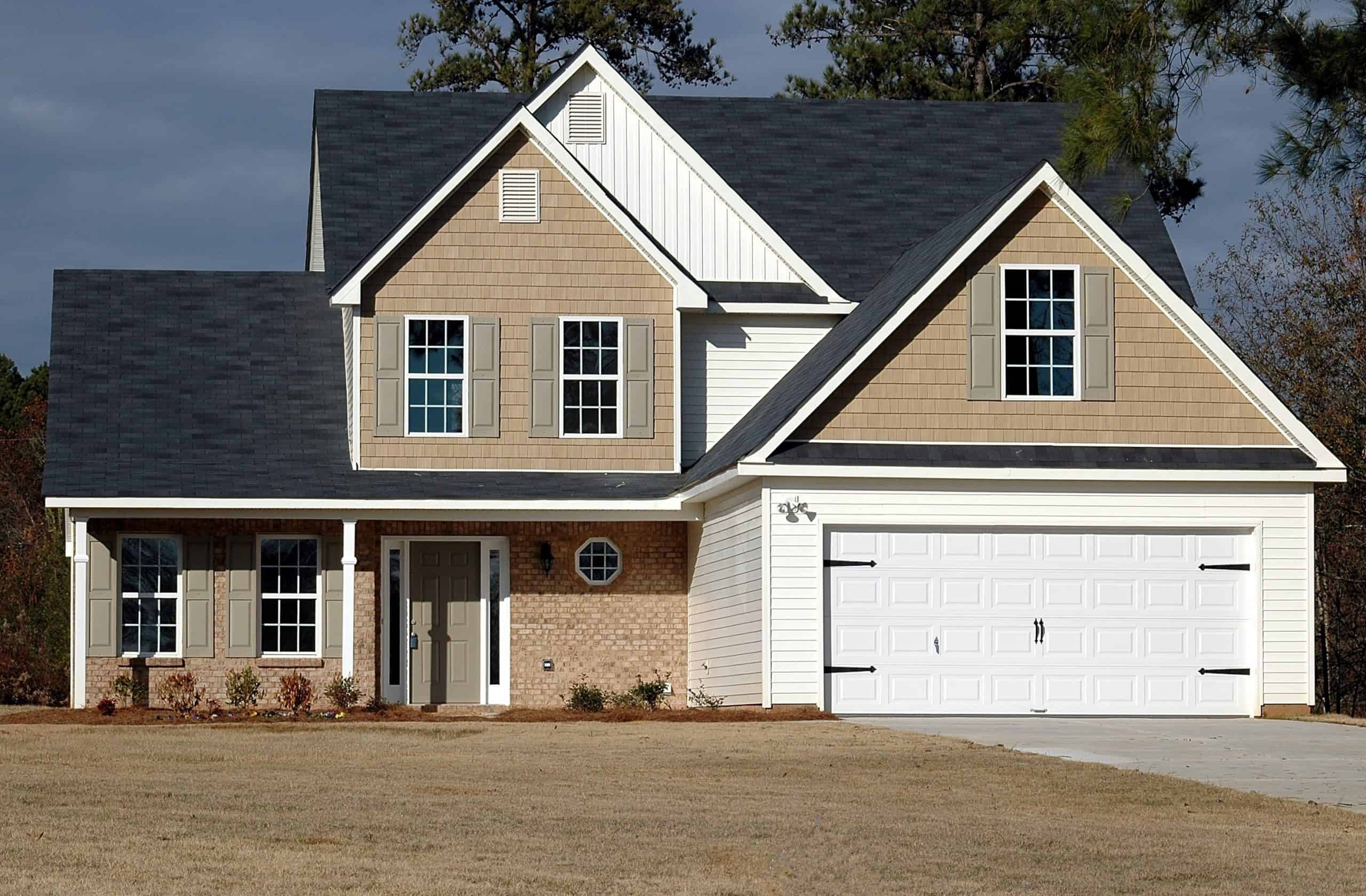 What to do When Your Garage Door Won’t Close?